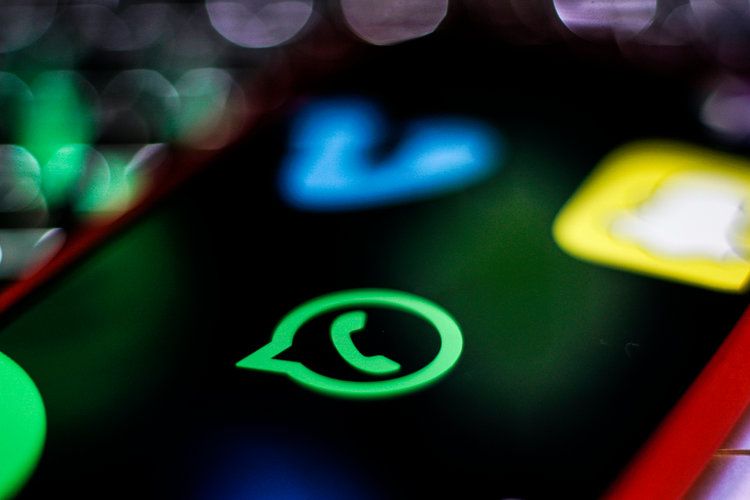 WhatsApp: Dark Mode finalmente oficial, como ativá-lo no iOS e Android