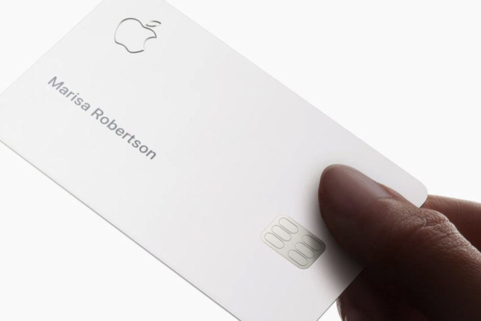 Apple O cartão começa a ser lançado nos EUA. Os primeiros clientes que recebem convites hoje