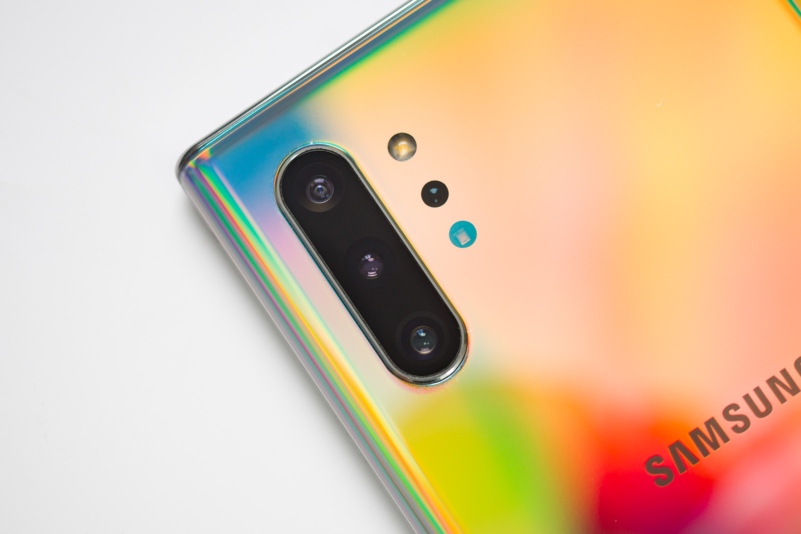 Nossas amostras de câmera Note 10+ estão disponíveis, revise suas fotos noturnas, selfie e retrato