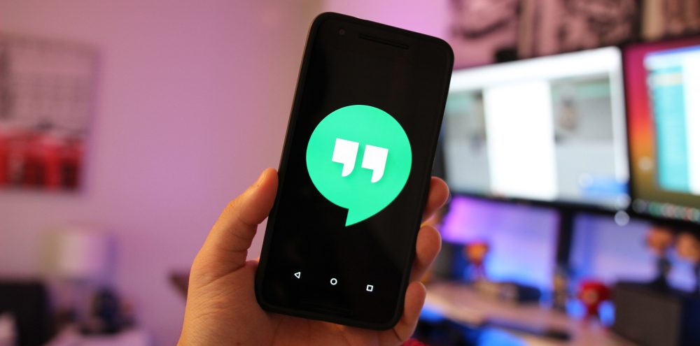 O Google supostamente removeu os recursos de SMS do Hangouts em maio, isentando os usuários de voz